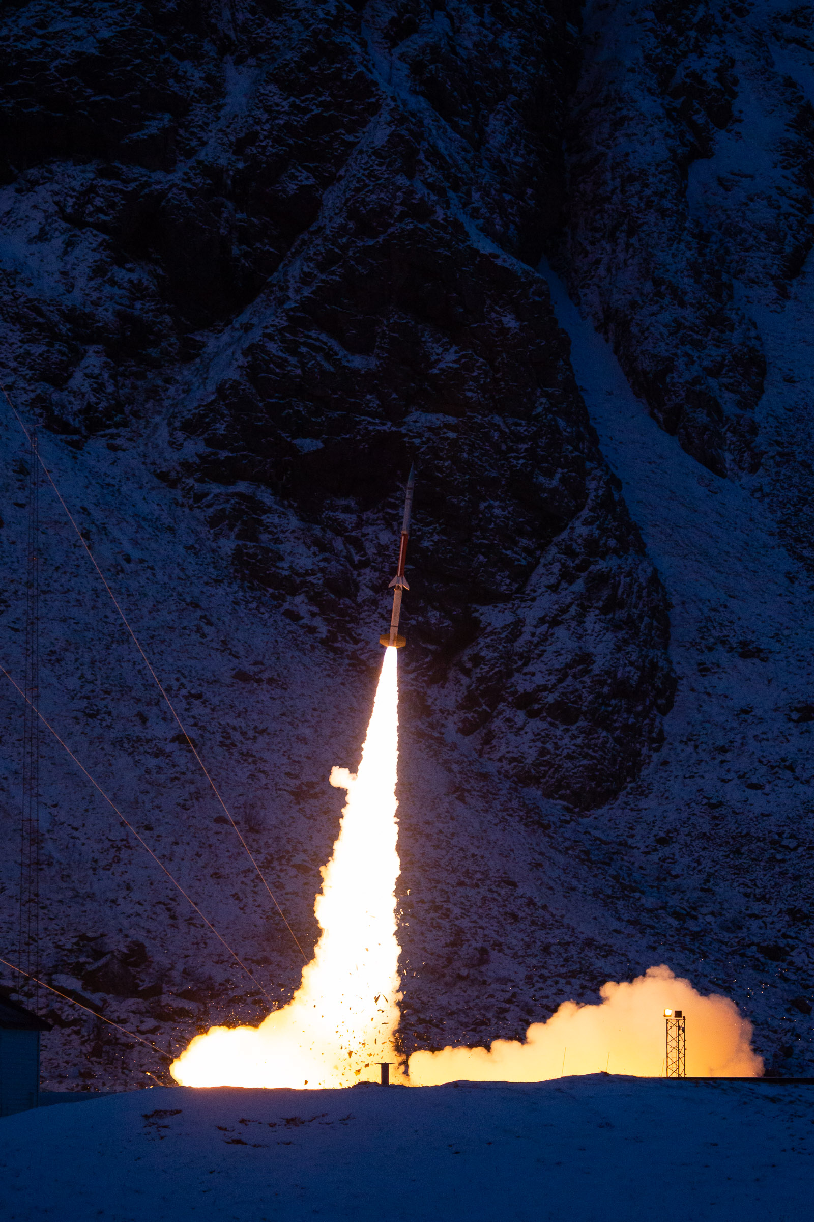 DEUCE team with rocket at White Sands. 